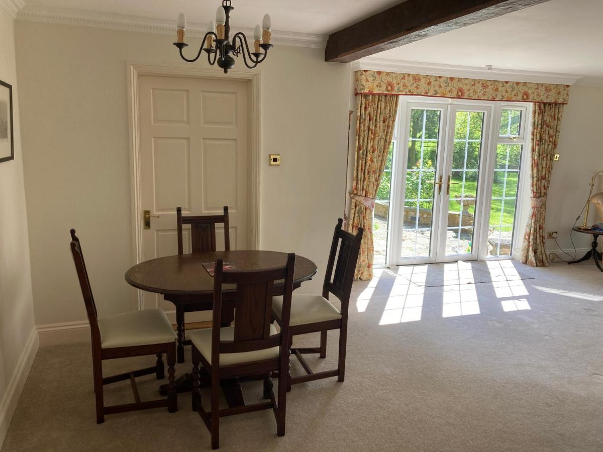 Exclusive 2 Bedroom Apartment With Summer House And Hot Tub Daventry Buitenkant foto